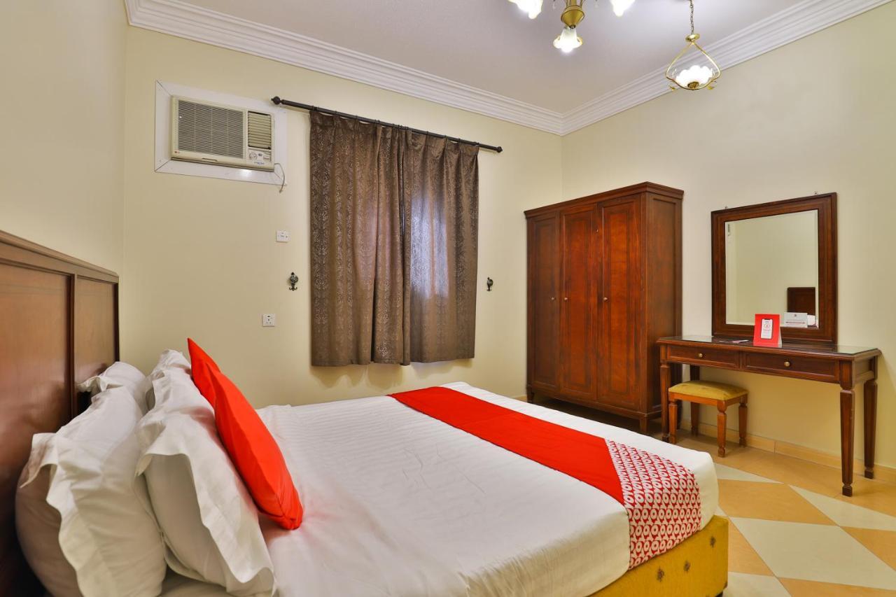 Hotel Oyo 369 Arwa Alqosor à Abha Extérieur photo