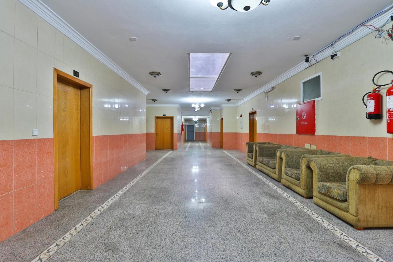 Hotel Oyo 369 Arwa Alqosor à Abha Extérieur photo