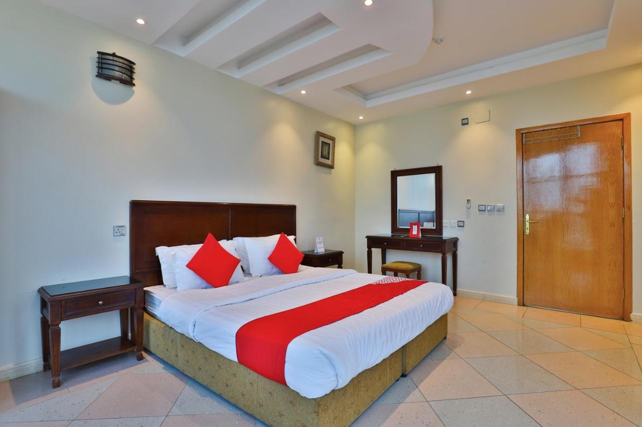 Hotel Oyo 369 Arwa Alqosor à Abha Extérieur photo