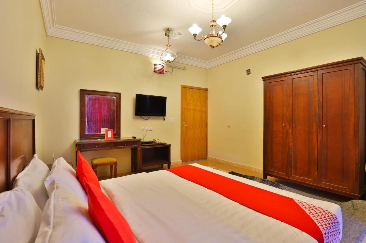 Hotel Oyo 369 Arwa Alqosor à Abha Extérieur photo