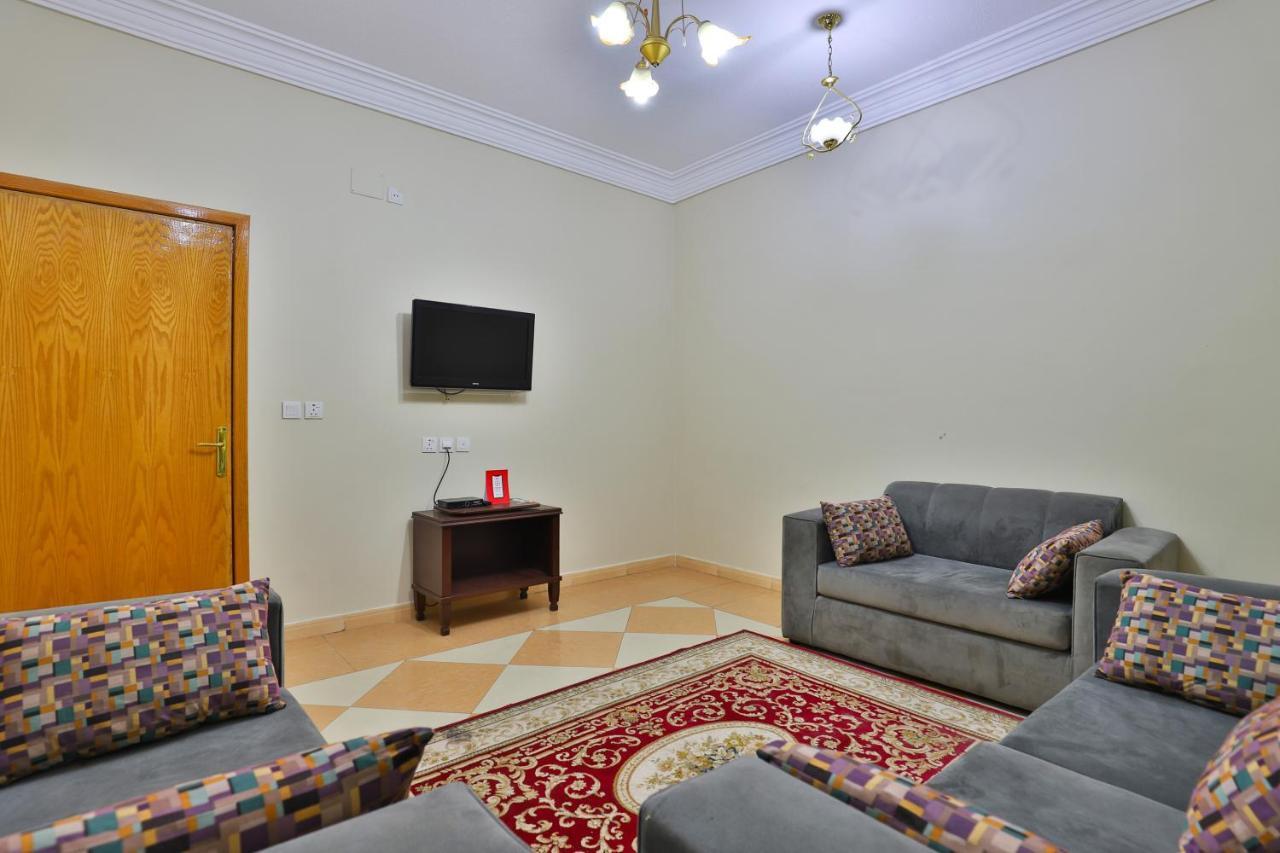 Hotel Oyo 369 Arwa Alqosor à Abha Extérieur photo