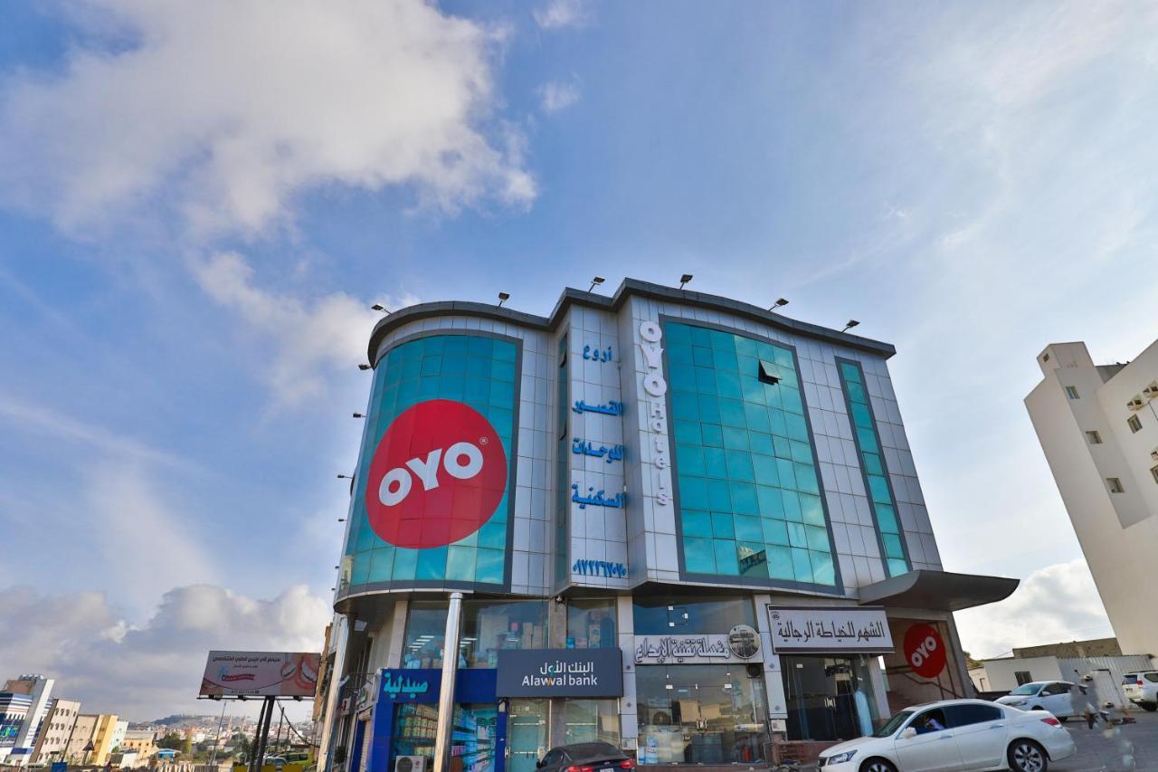Hotel Oyo 369 Arwa Alqosor à Abha Extérieur photo